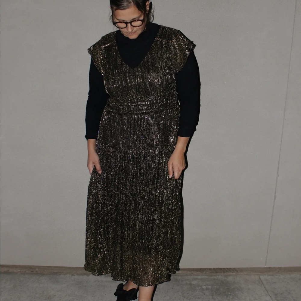 The YALE dress by BLU PEPPER